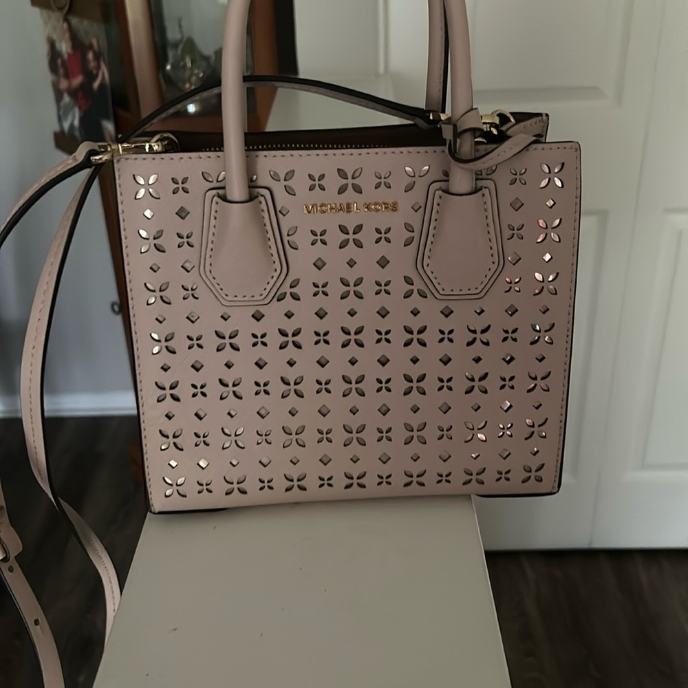 Small with strap blush Micheal kors